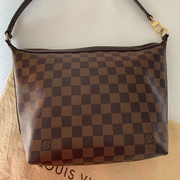 Louis Vuitton bag - Picture 1 of 7